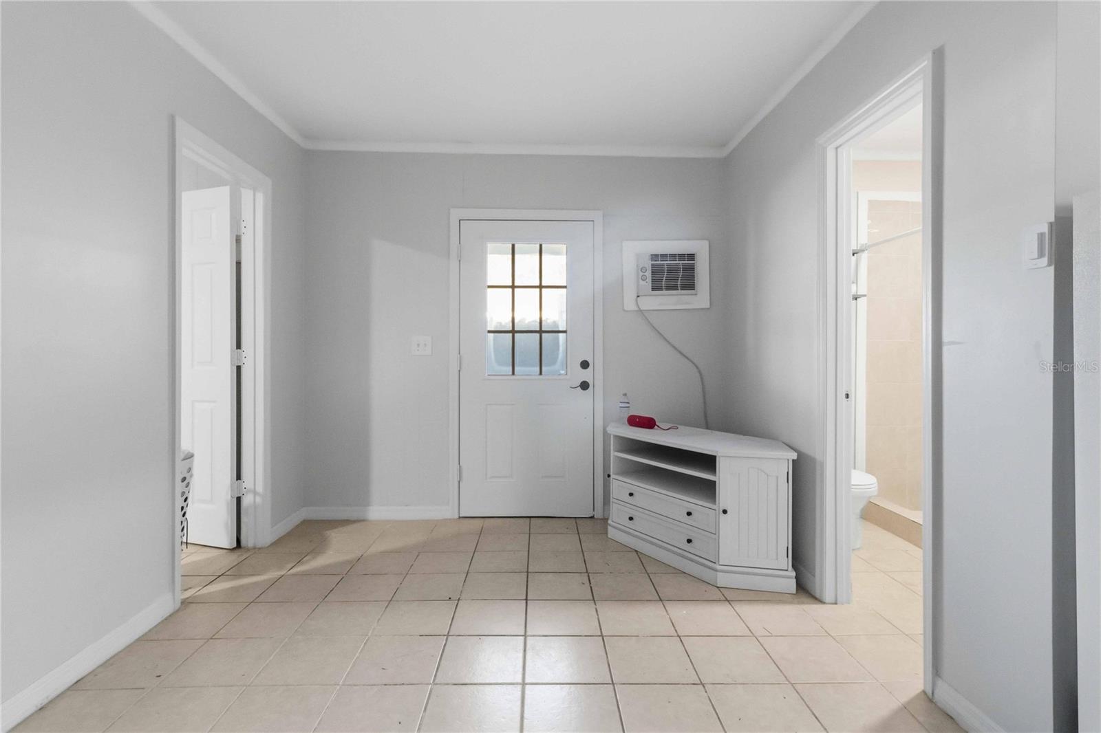 Image 19 of 25 For 1525 Comanche Avenue