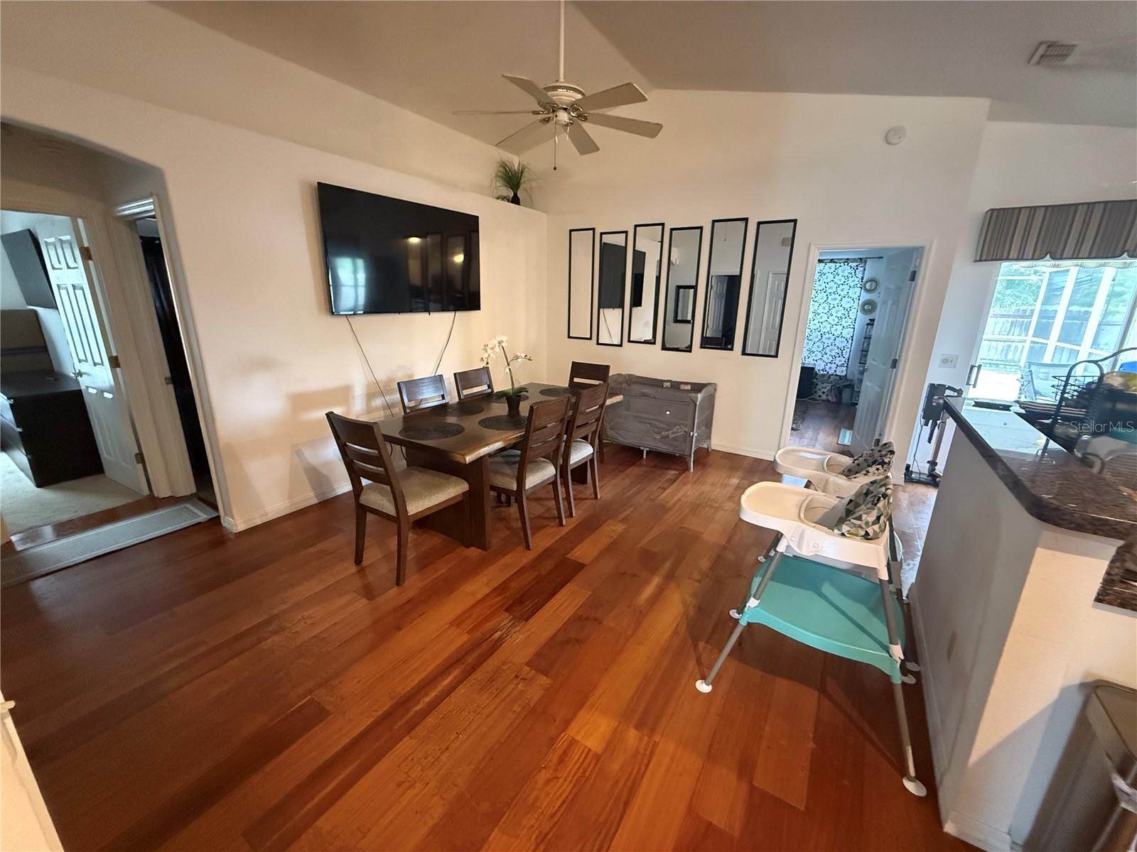 Image 3 of 4 For 1808 Olivia Circle