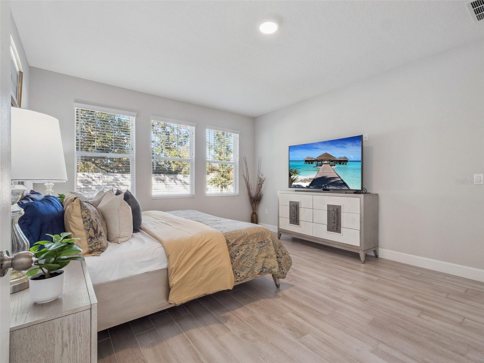 Image 11 of 31 For 14345 Wabasso Loop