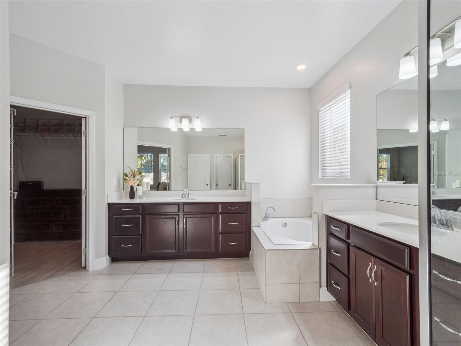 Image 14 of 31 For 14345 Wabasso Loop