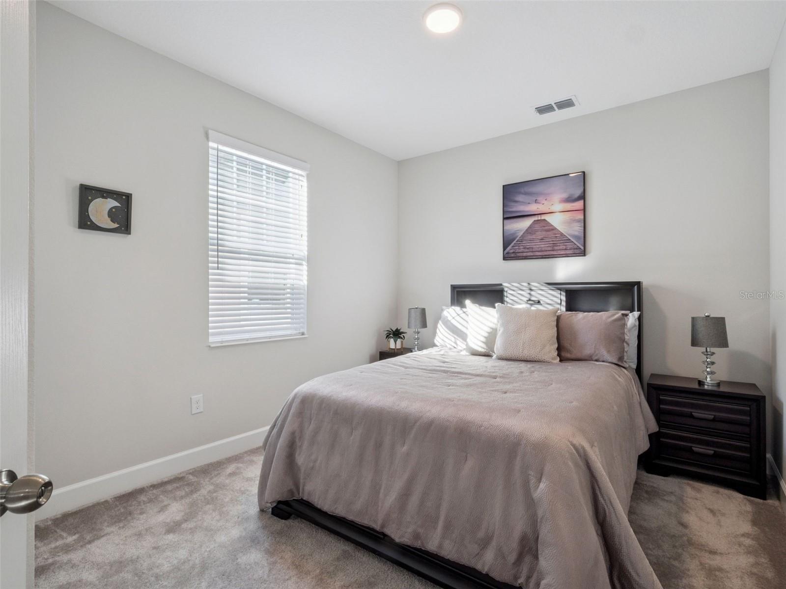 Image 17 of 31 For 14345 Wabasso Loop