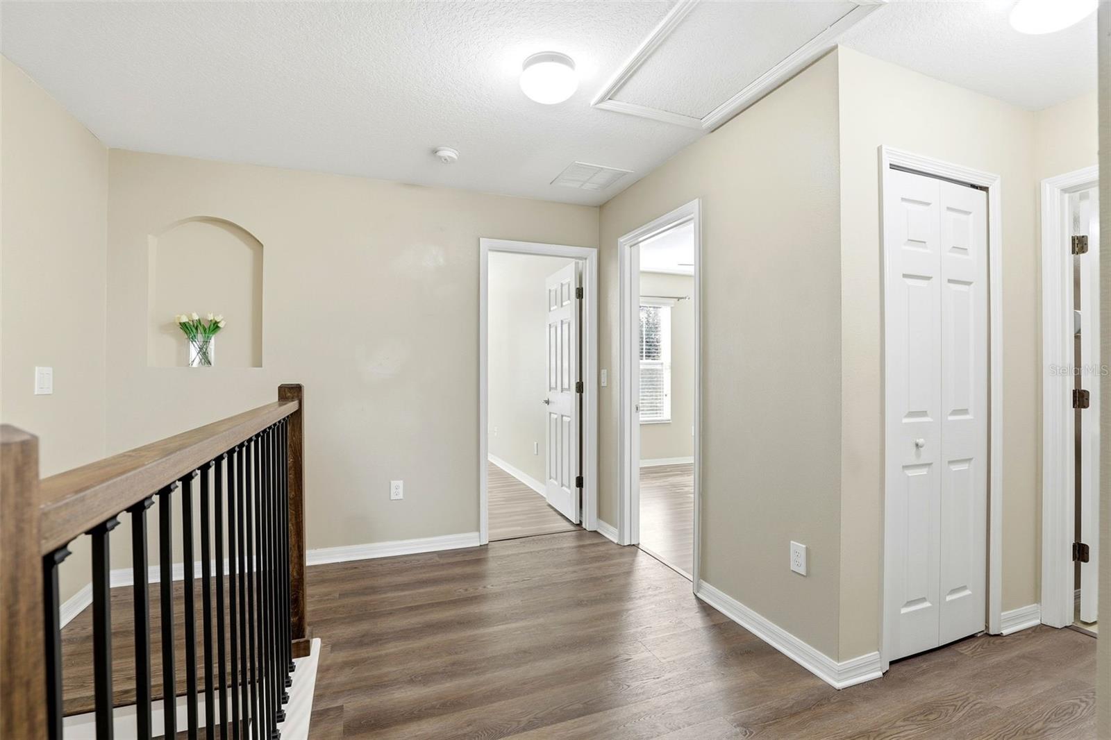 Image 18 of 42 For 10060 Hartford Maroon Road