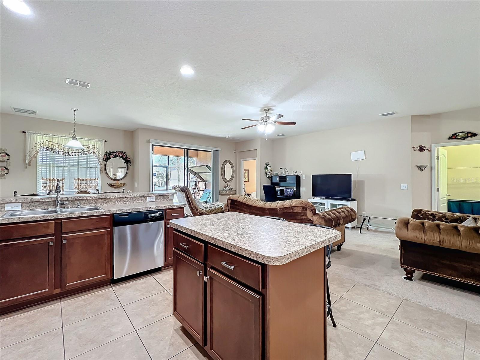 Image 3 of 65 For 3620 Chandler Estates Drive