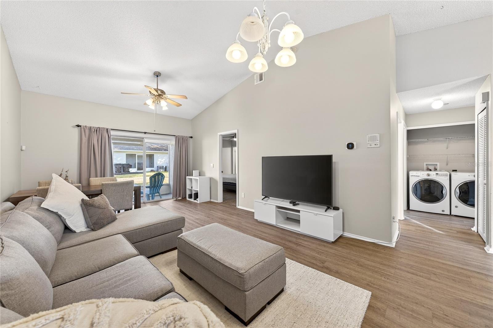 Image 12 of 43 For 14432 Bay Isle Dr