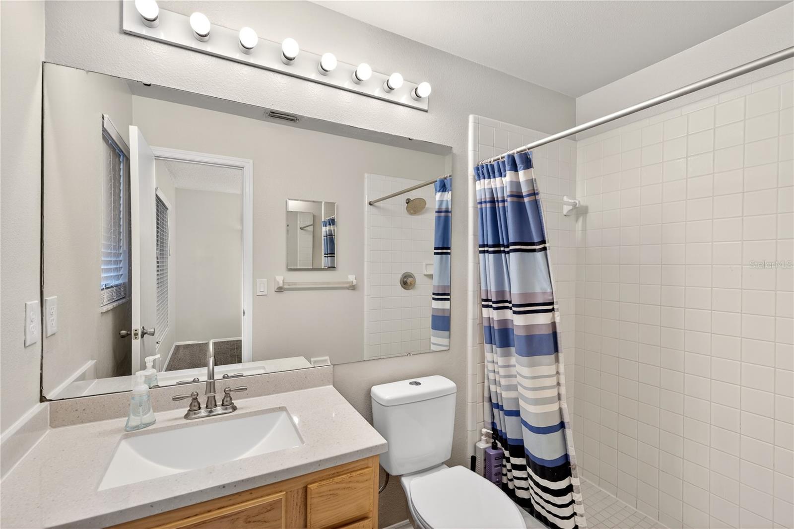 Image 25 of 43 For 14432 Bay Isle Dr