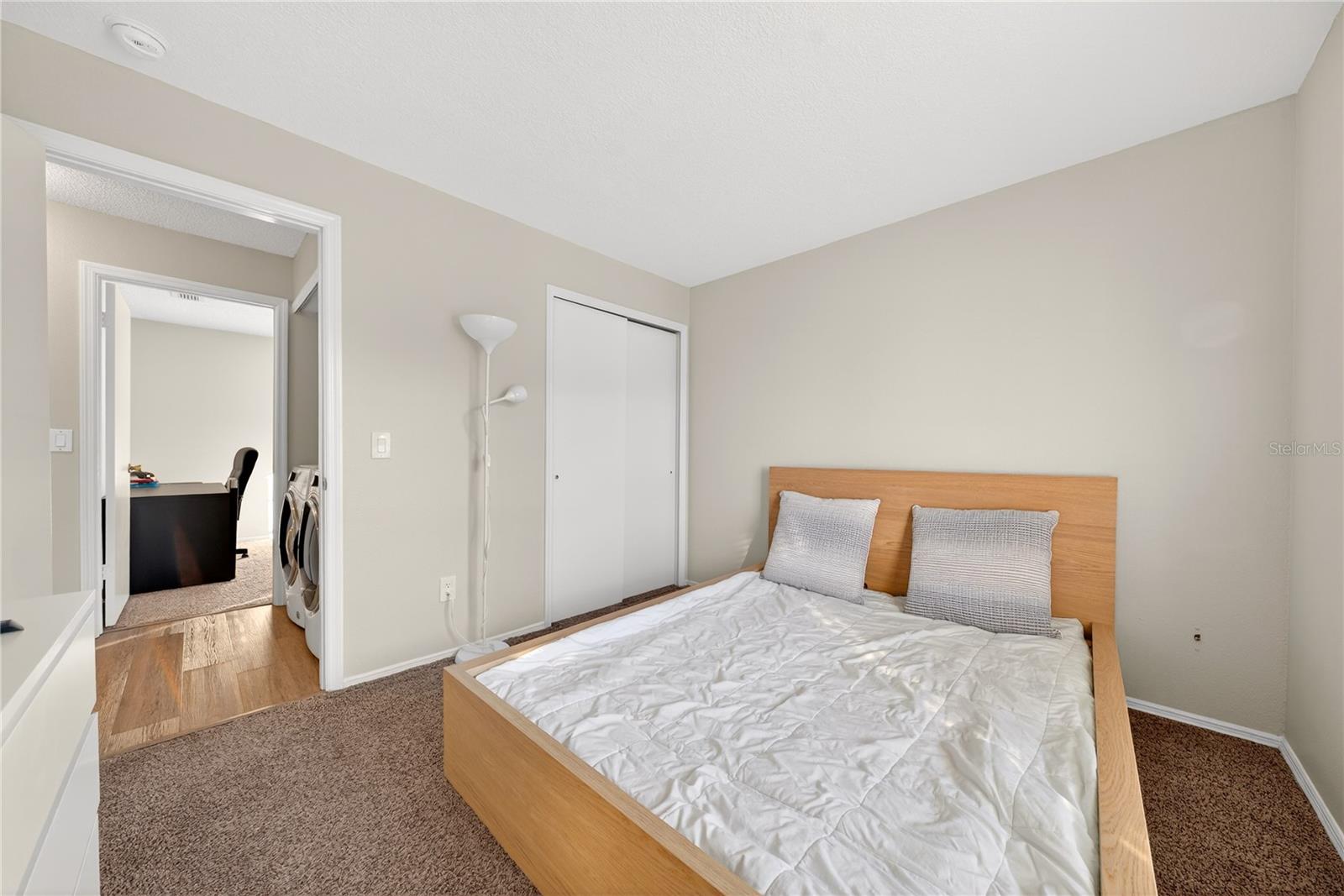 Image 27 of 43 For 14432 Bay Isle Dr