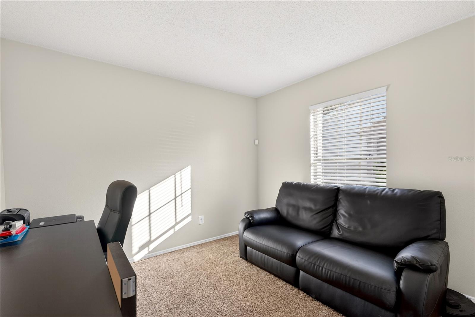 Image 31 of 43 For 14432 Bay Isle Dr