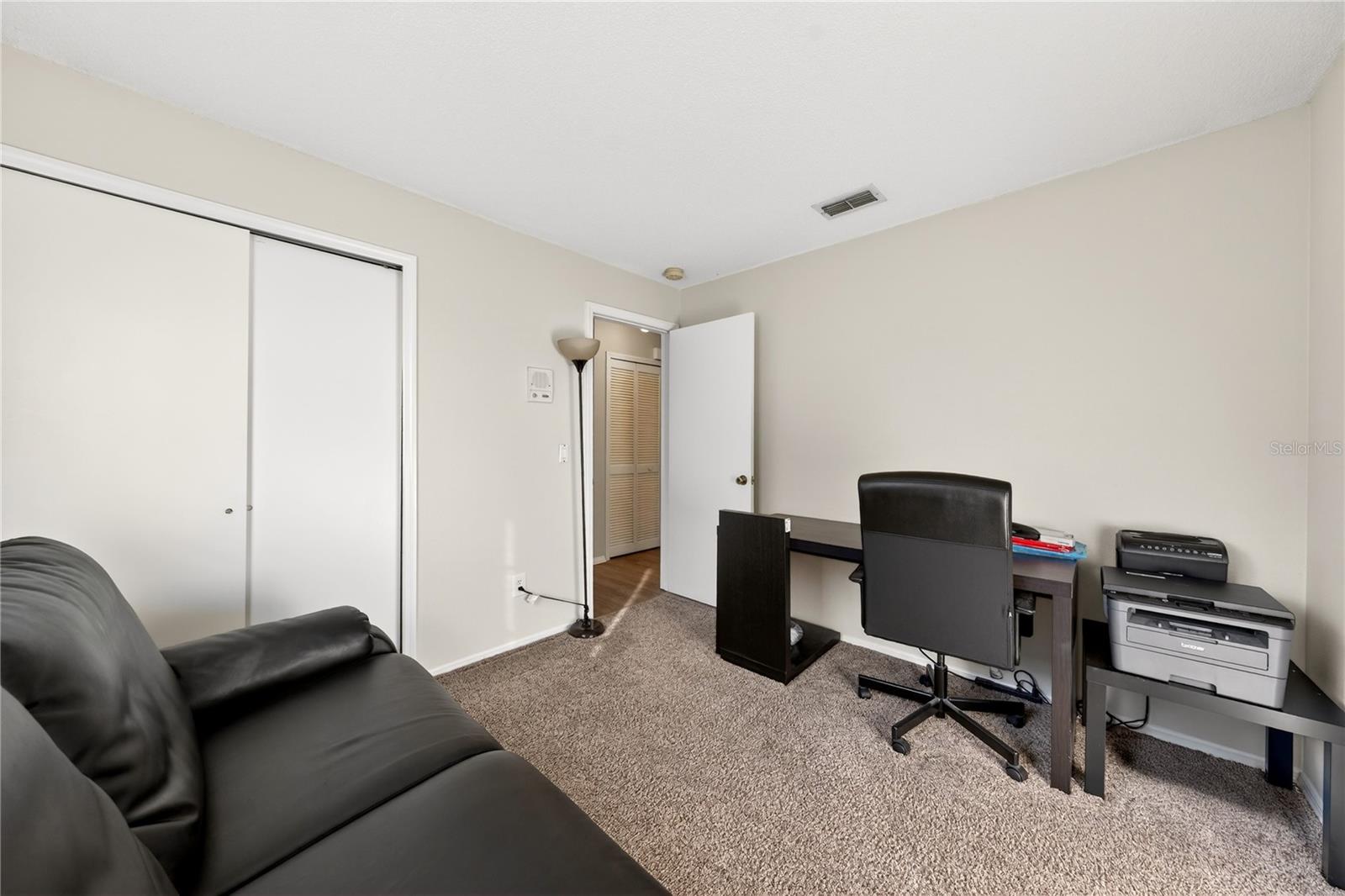 Image 32 of 43 For 14432 Bay Isle Dr