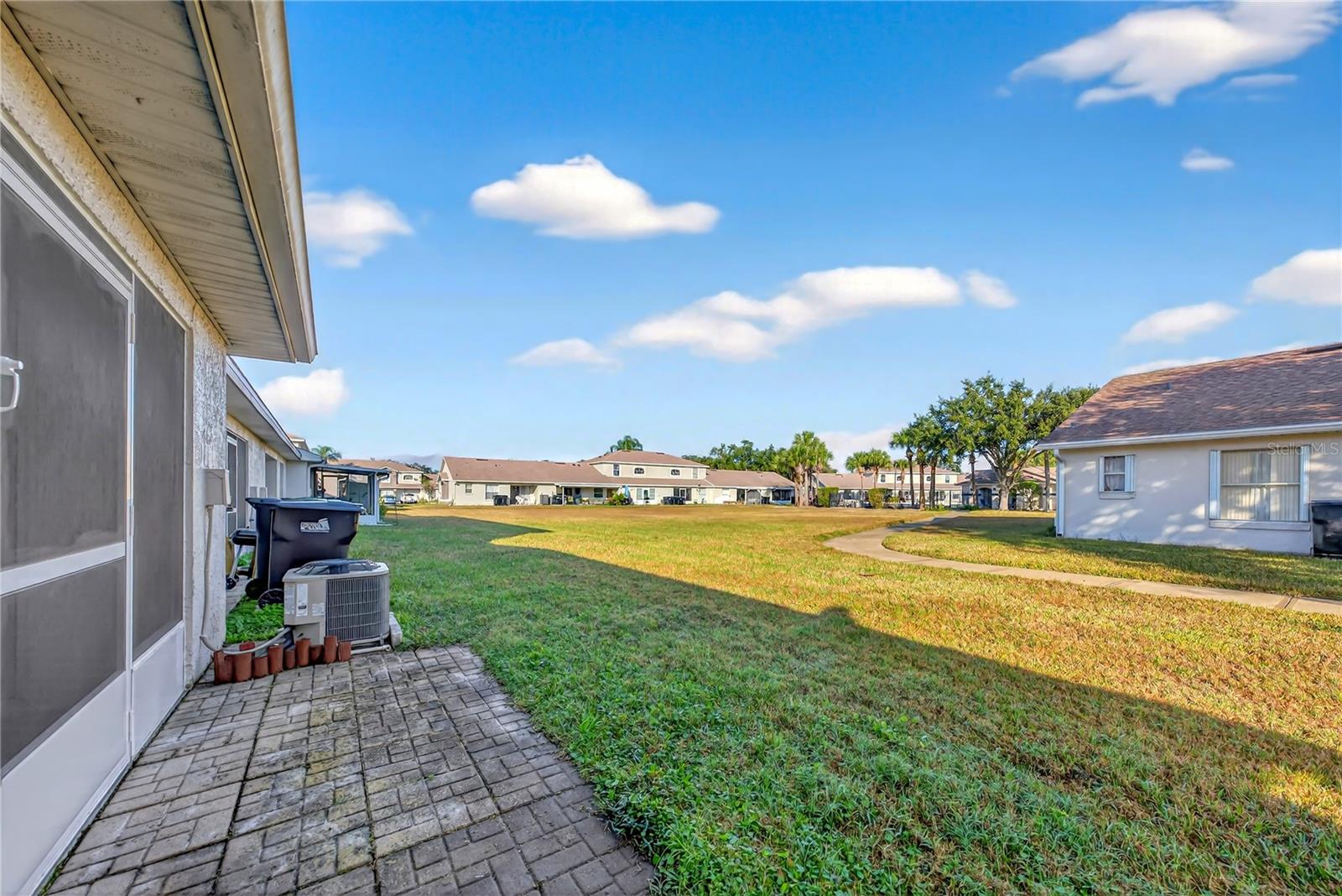 Image 34 of 43 For 14432 Bay Isle Dr