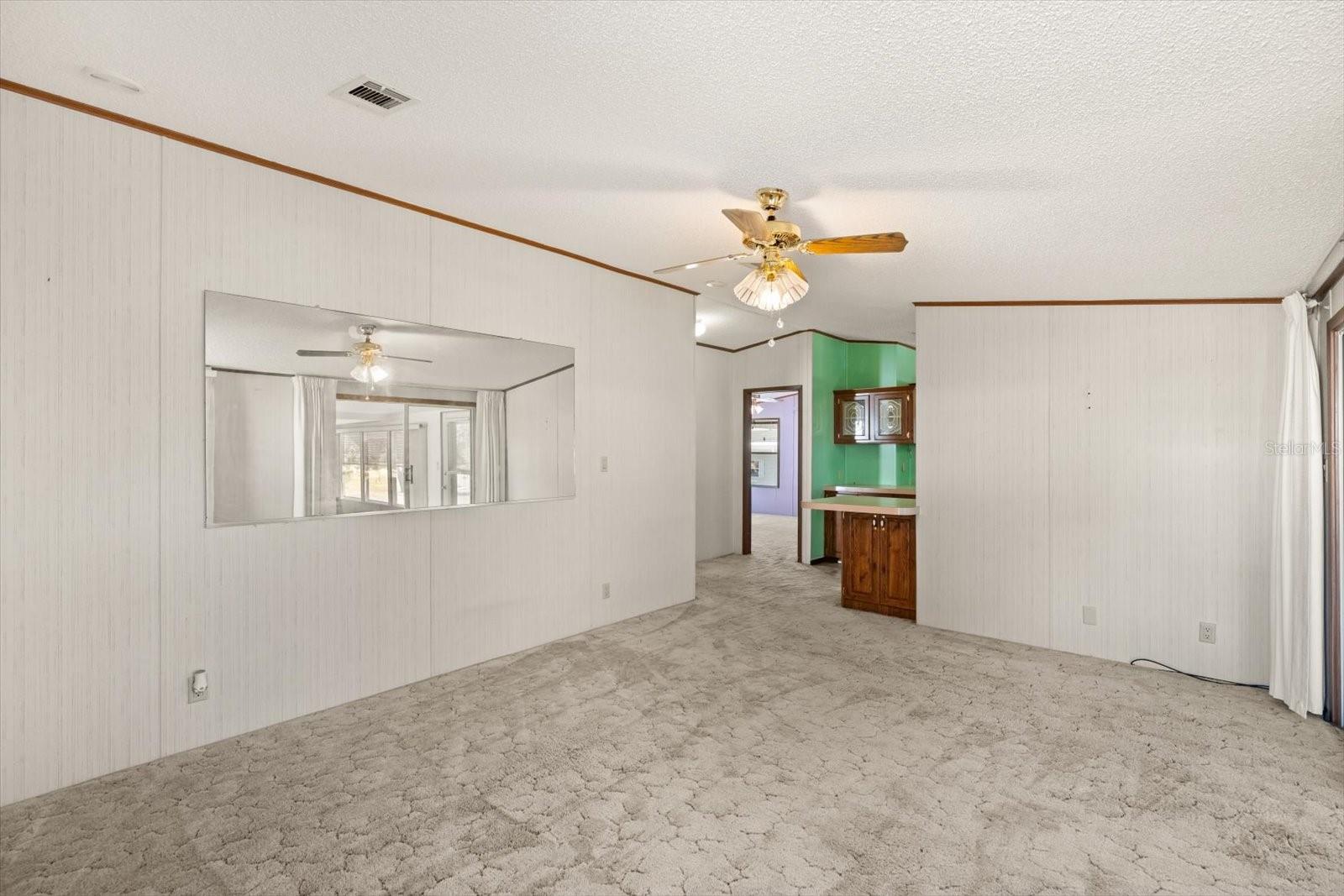 Image 10 of 39 For 4122 Myrtle Oak Court 851