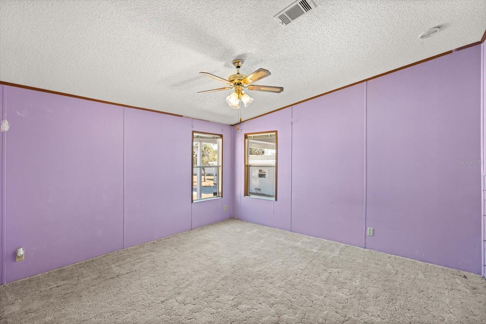 Image 18 of 39 For 4122 Myrtle Oak Court 851