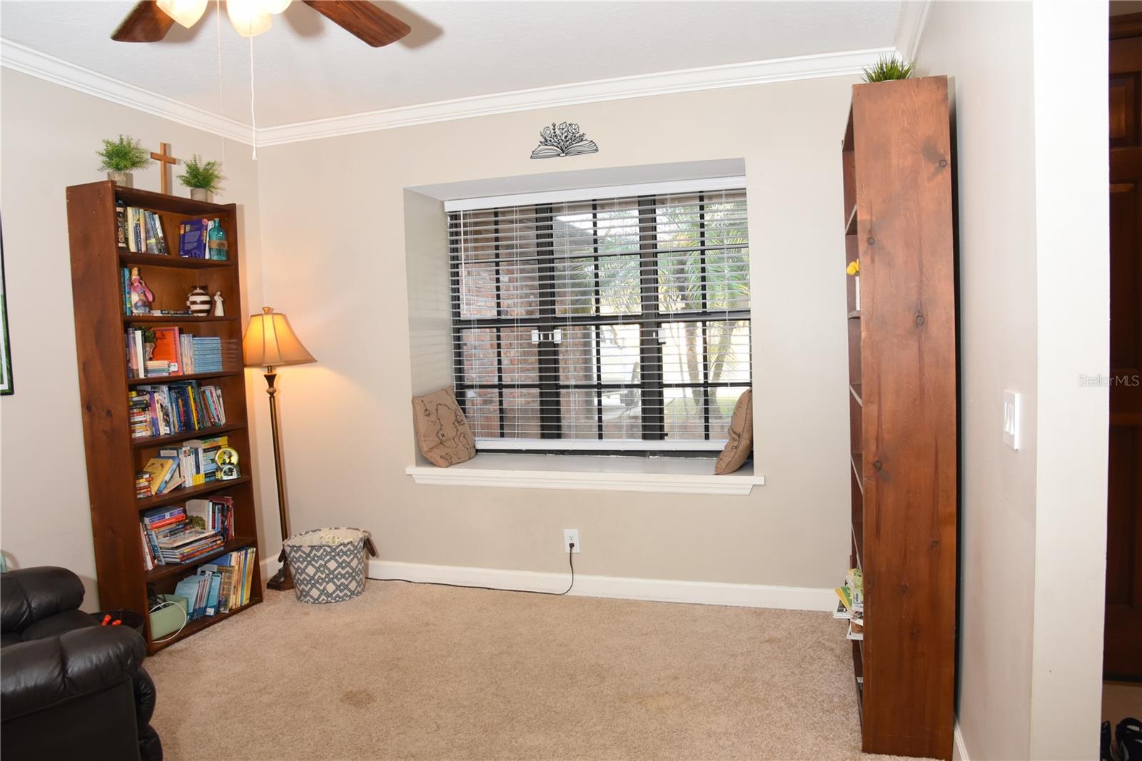 Image 14 of 33 For 756 Waywood Avenue