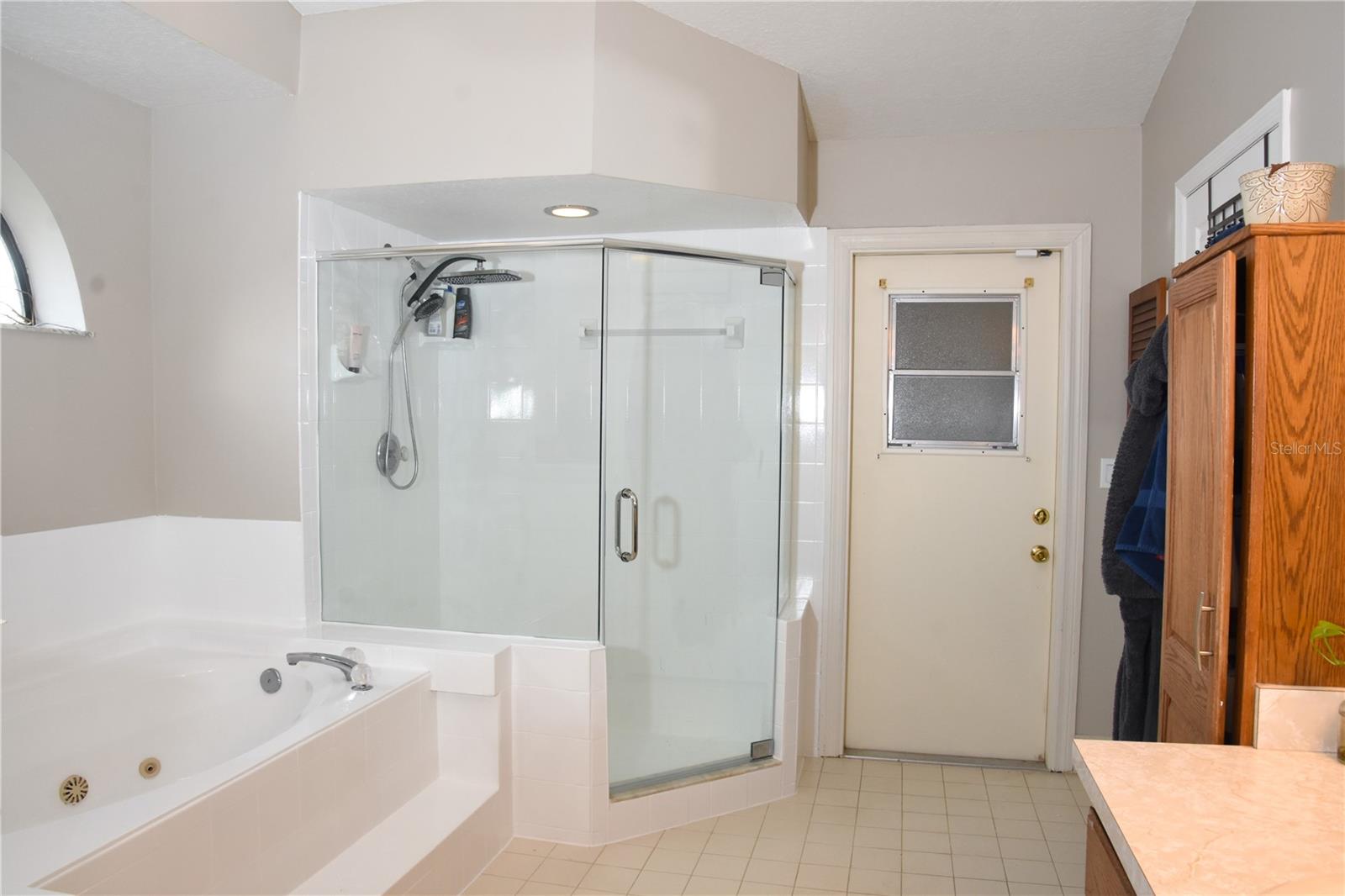 Image 28 of 33 For 756 Waywood Avenue