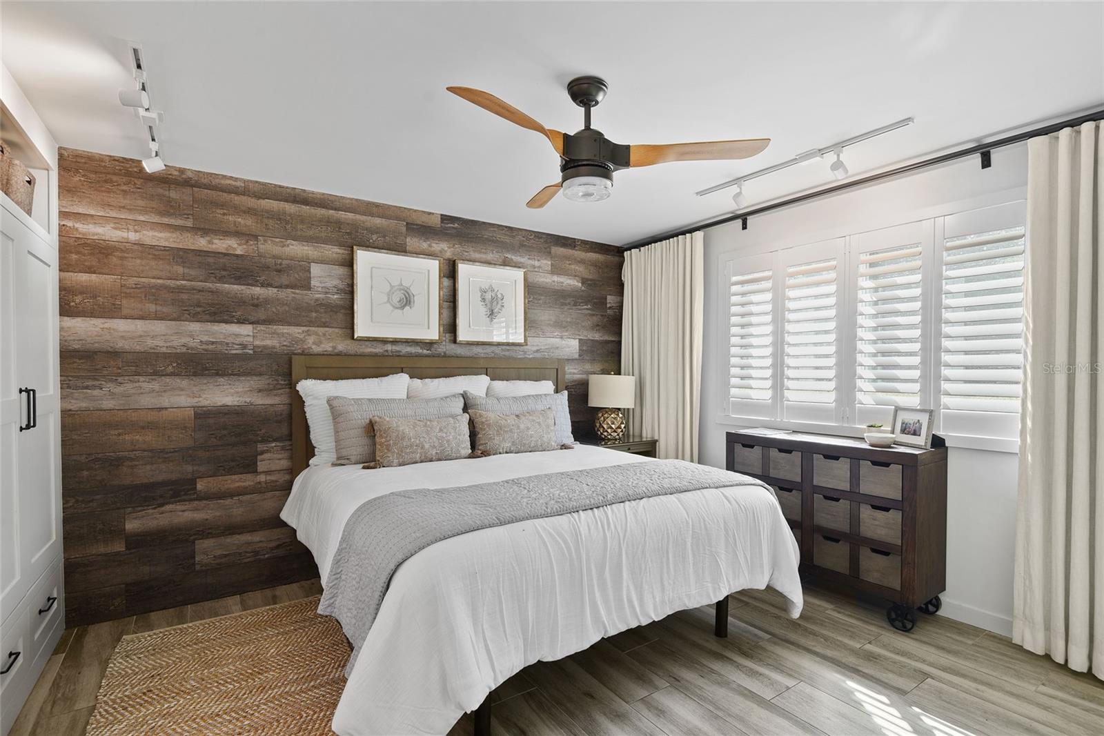 Image 15 of 27 For 1140 Orlando Avenue C2