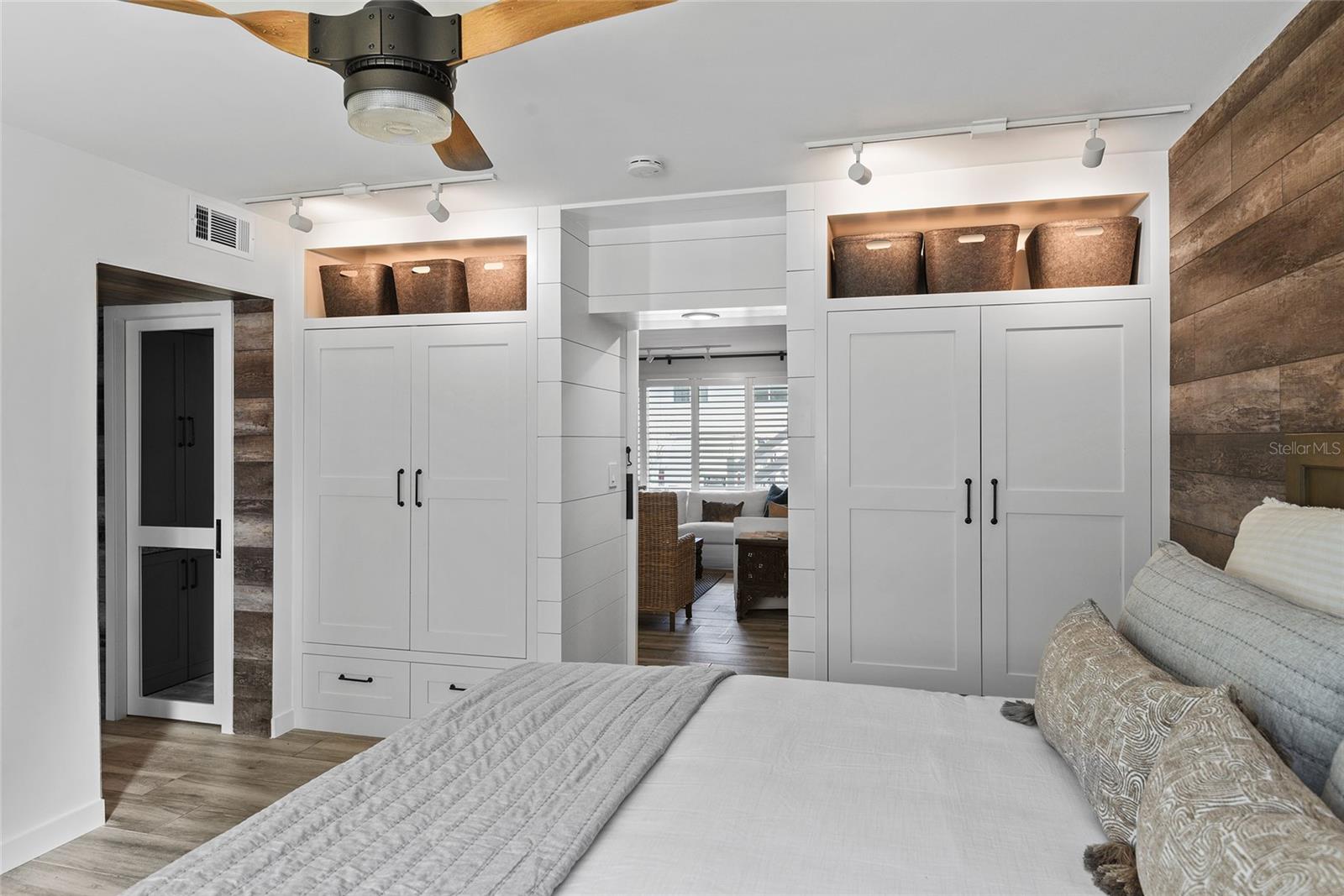 Image 16 of 27 For 1140 Orlando Avenue C2