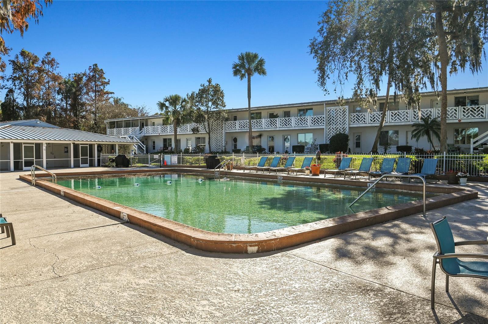 Image 22 of 27 For 1140 Orlando Avenue C2