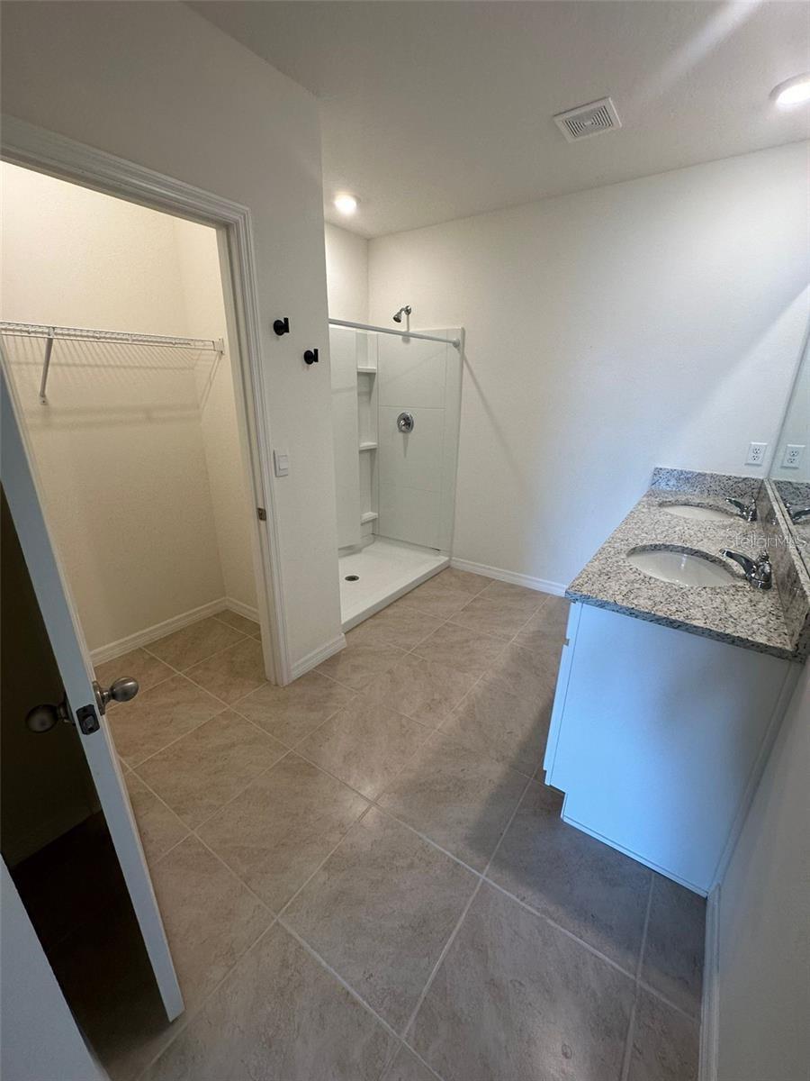 Image 10 of 14 For 1071 Brooklet Drive