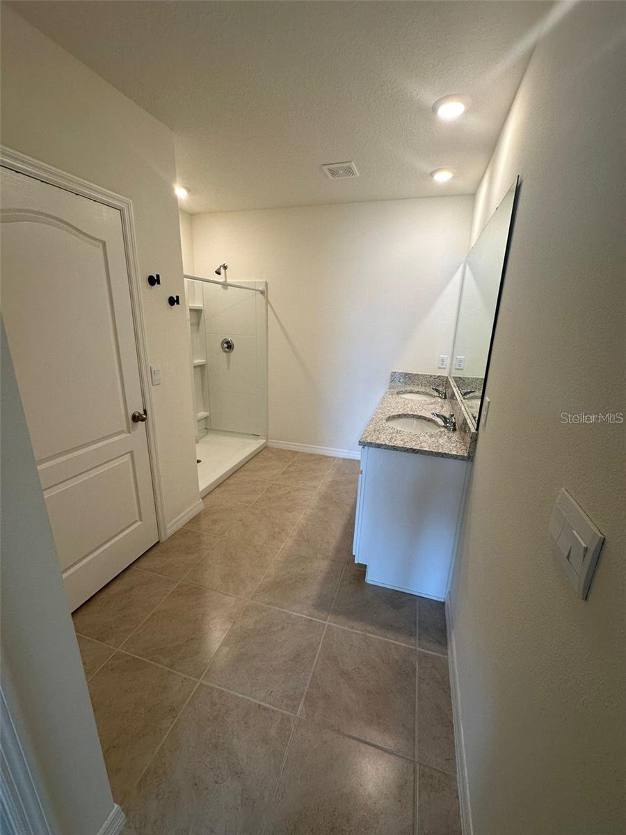 Image 7 of 14 For 1071 Brooklet Drive