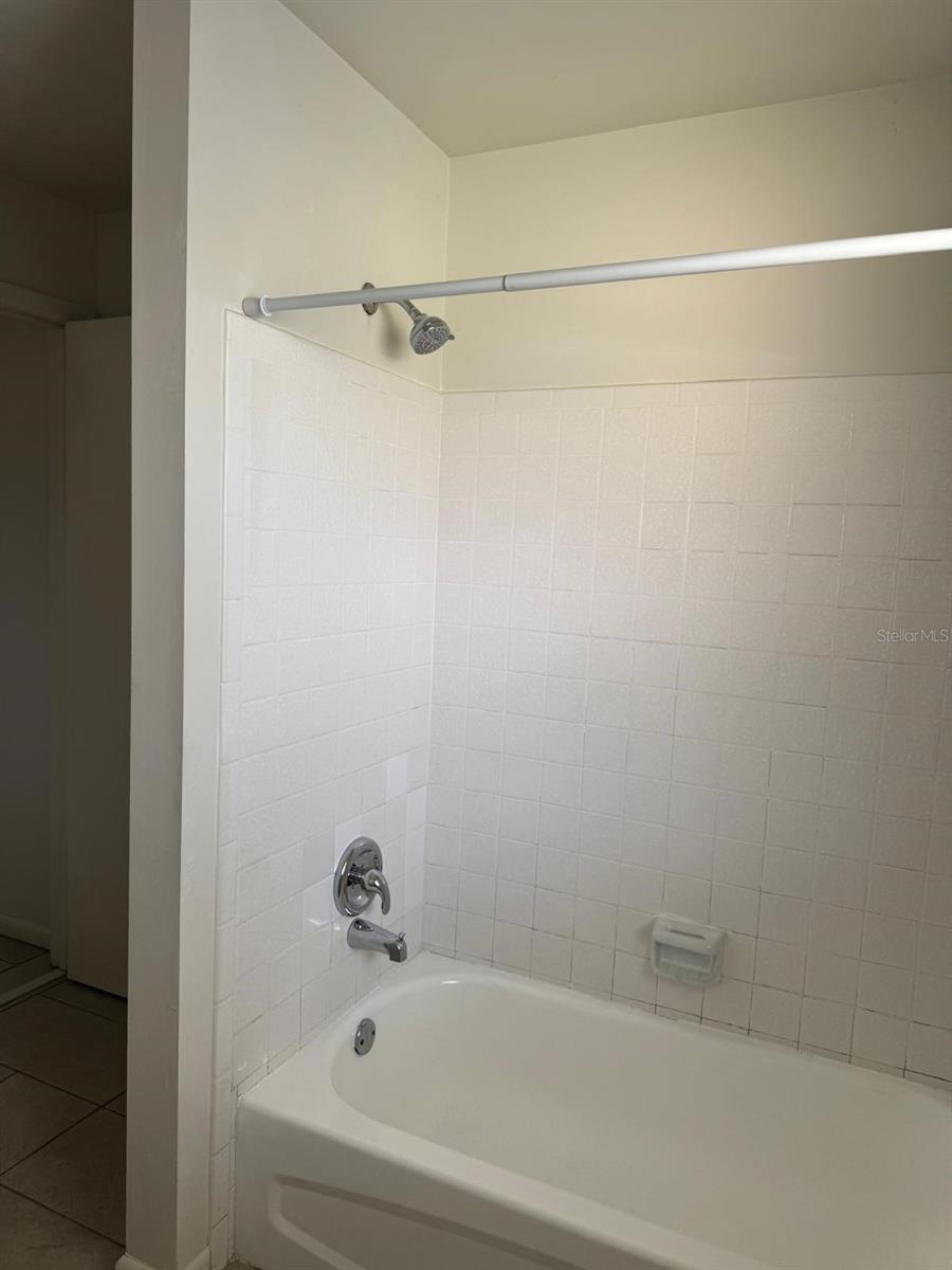 Image 6 of 11 For 2050 Oleander Boulevard 10-203