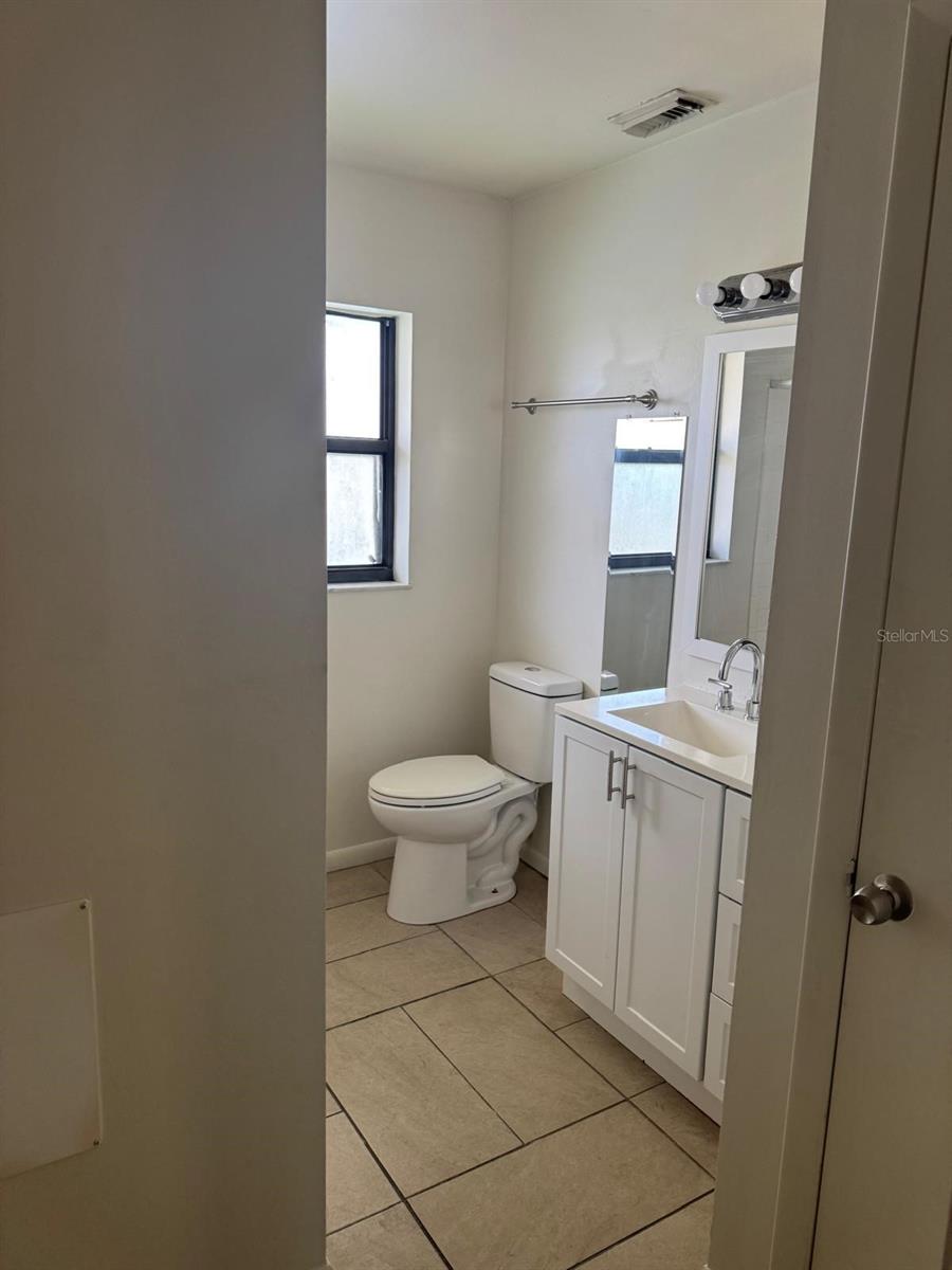 Image 7 of 11 For 2050 Oleander Boulevard 10-203