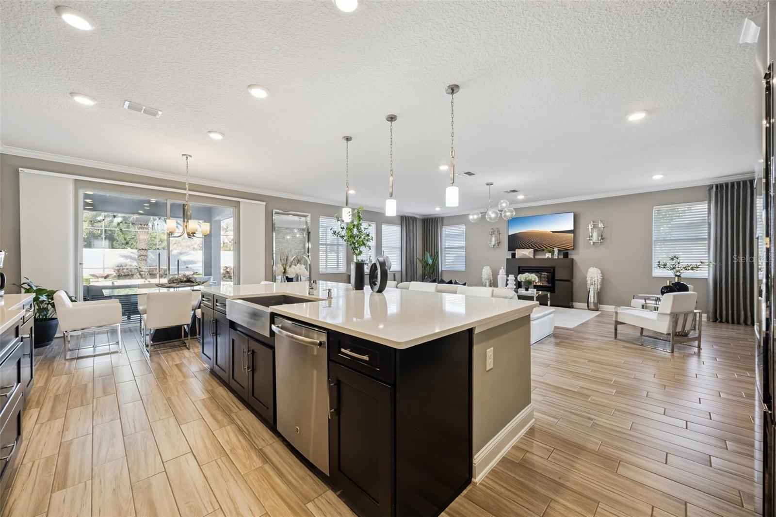 Image 19 of 100 For 16115 Johns Lake Overlook Drive