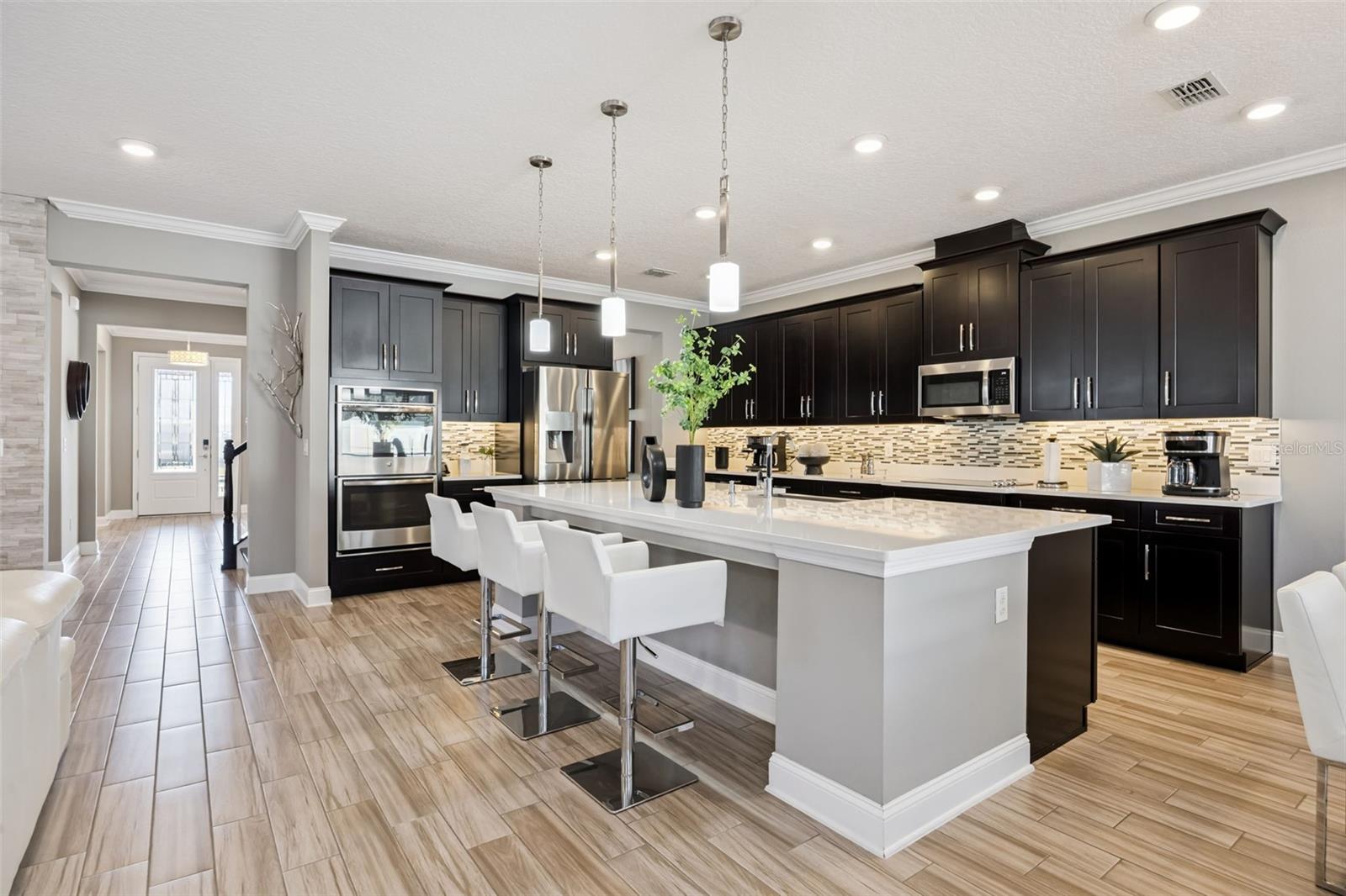 Image 20 of 100 For 16115 Johns Lake Overlook Drive