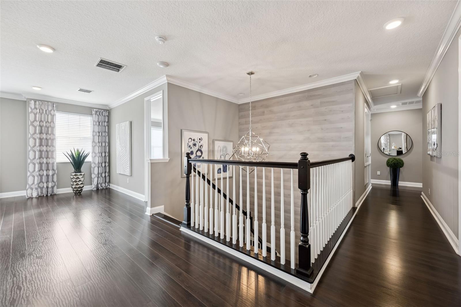 Image 34 of 100 For 16115 Johns Lake Overlook Drive