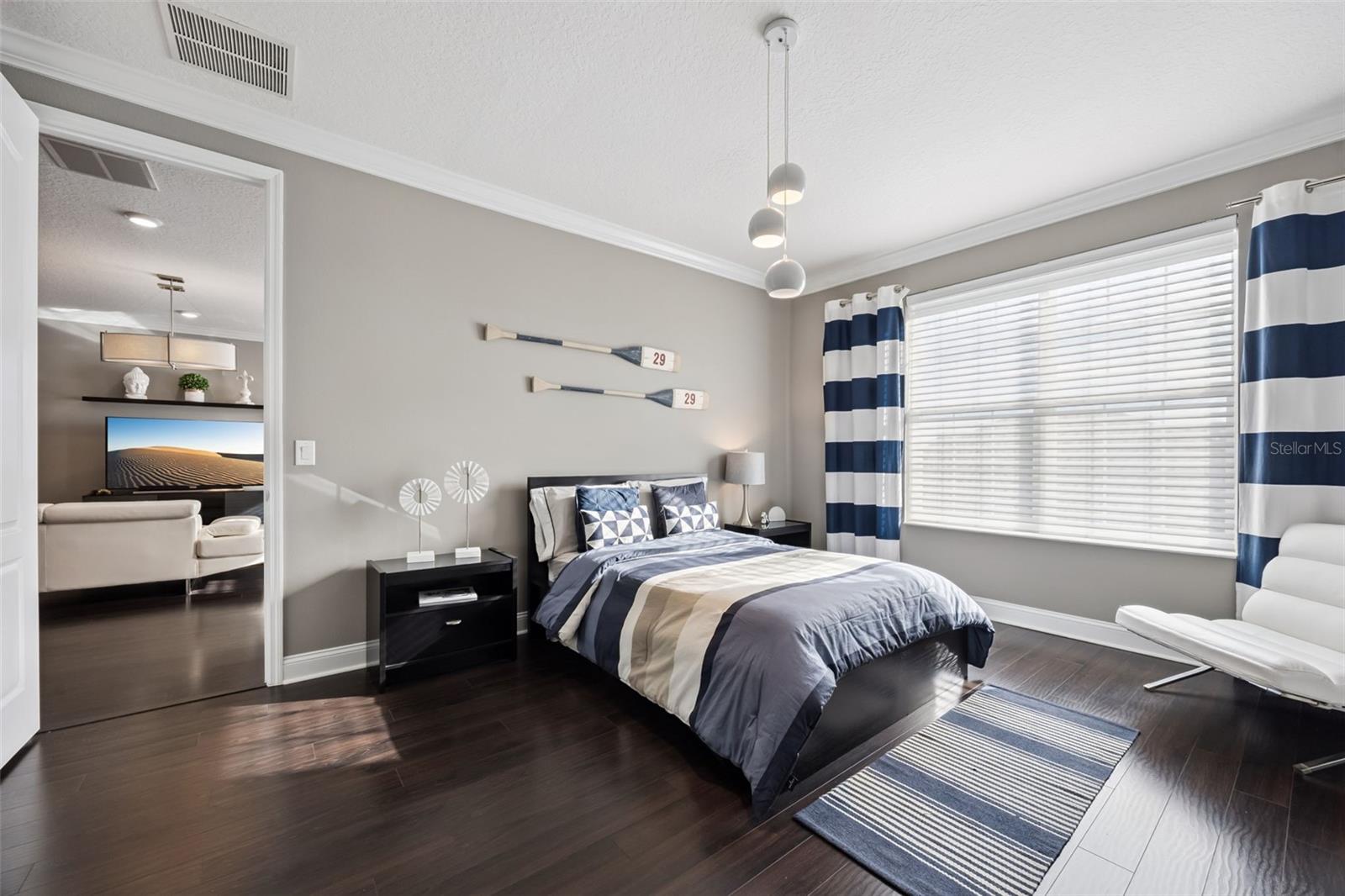 Image 50 of 100 For 16115 Johns Lake Overlook Drive