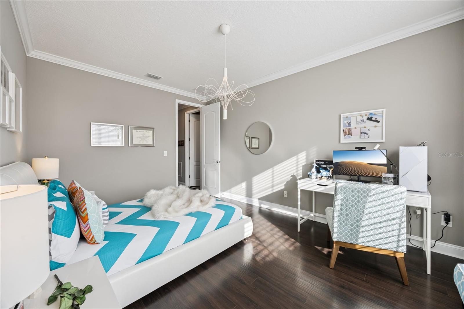 Image 55 of 100 For 16115 Johns Lake Overlook Drive