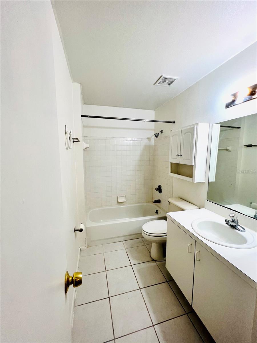 Image 14 of 28 For 532 Winter Terrace