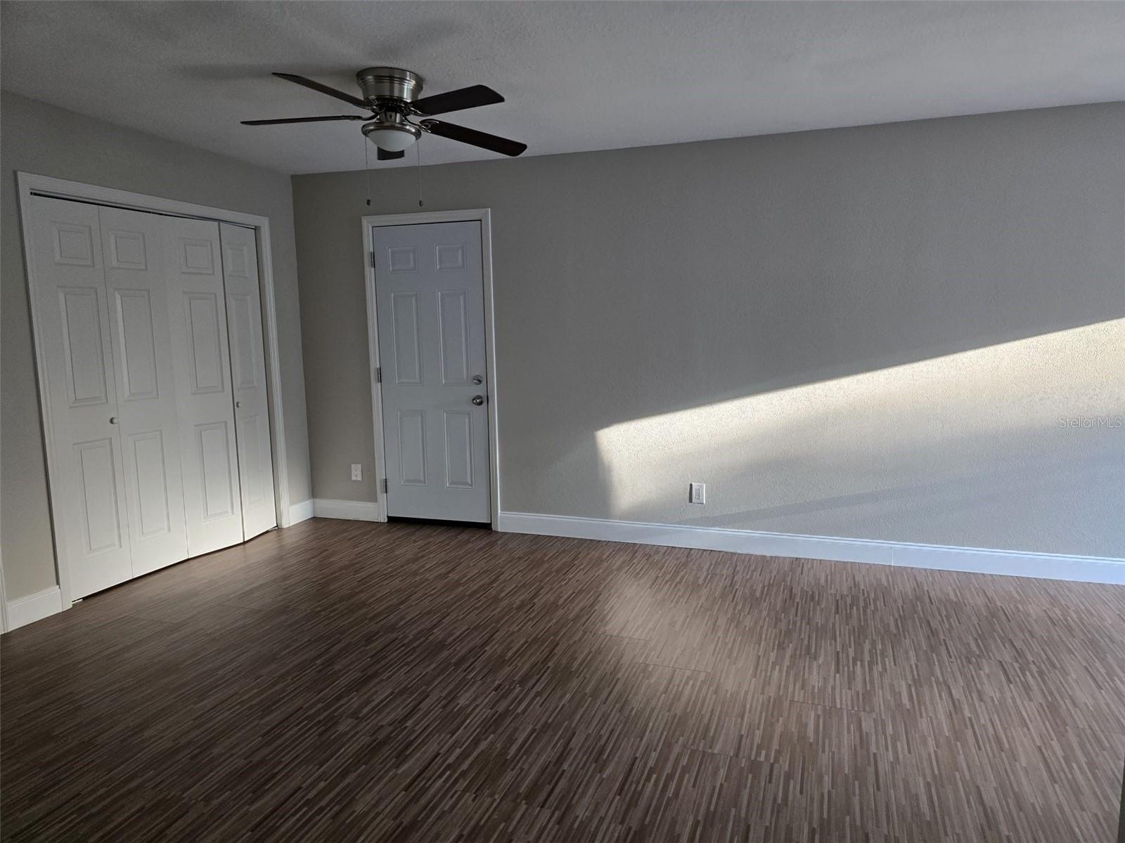 Image 24 of 25 For 11548 Missouri Street