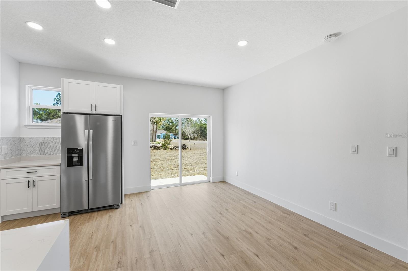 Image 6 of 30 For 7109 Tavoli Terrace