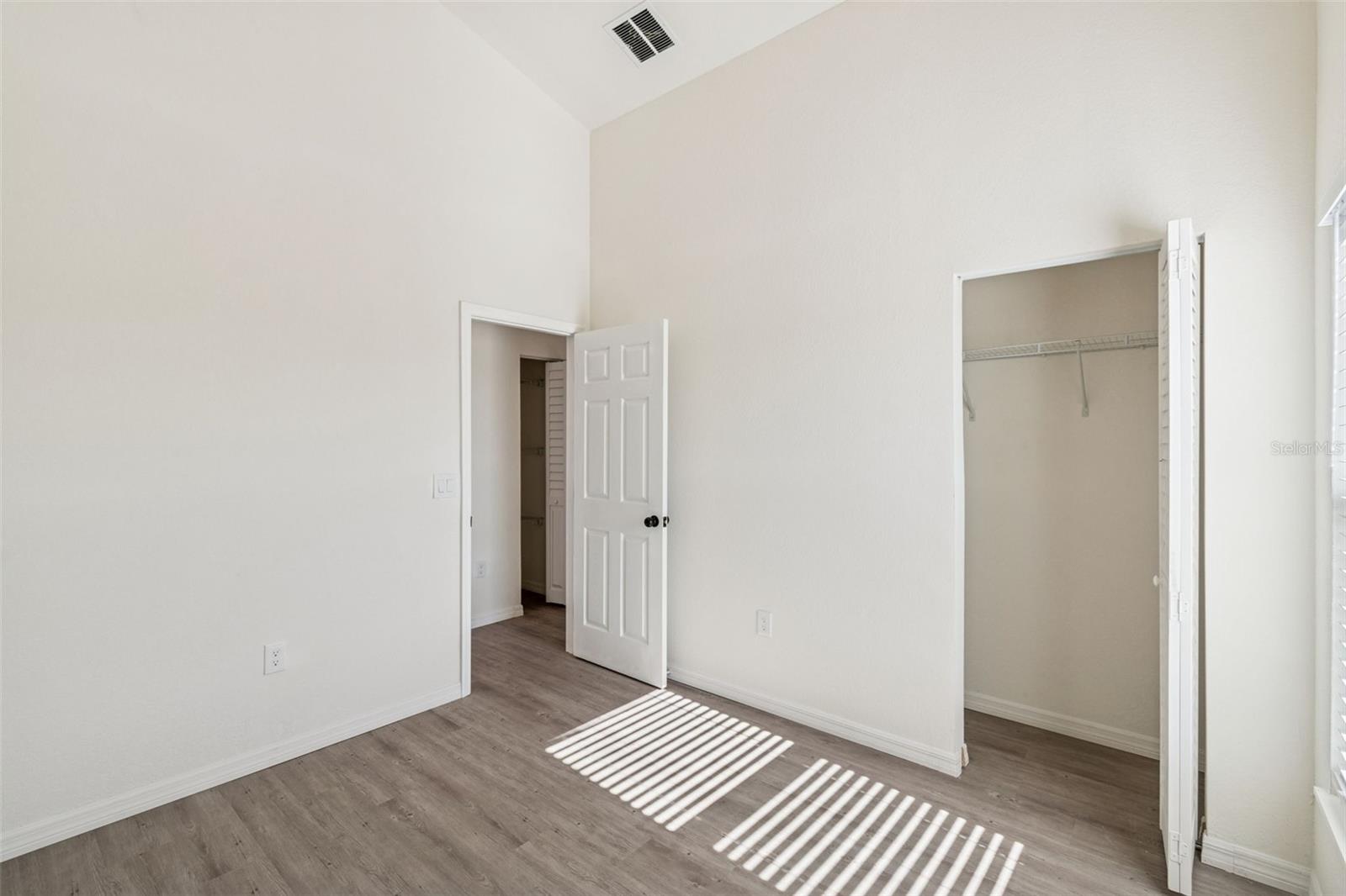 Image 11 of 25 For 119 Winchester Lane