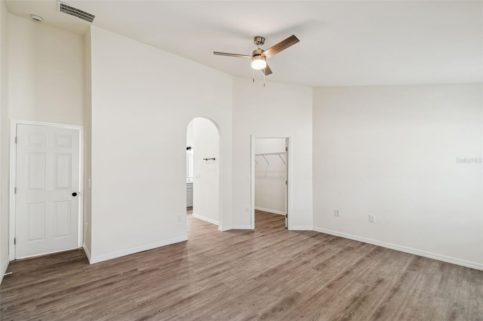 Image 14 of 25 For 119 Winchester Lane