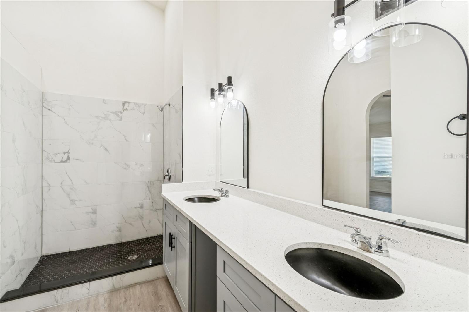 Image 16 of 25 For 119 Winchester Lane