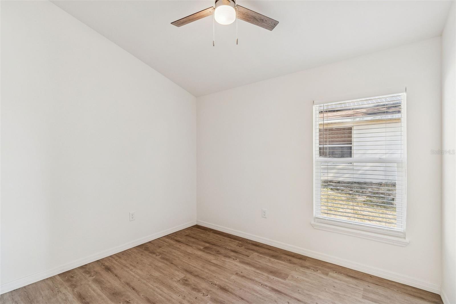 Image 19 of 25 For 119 Winchester Lane