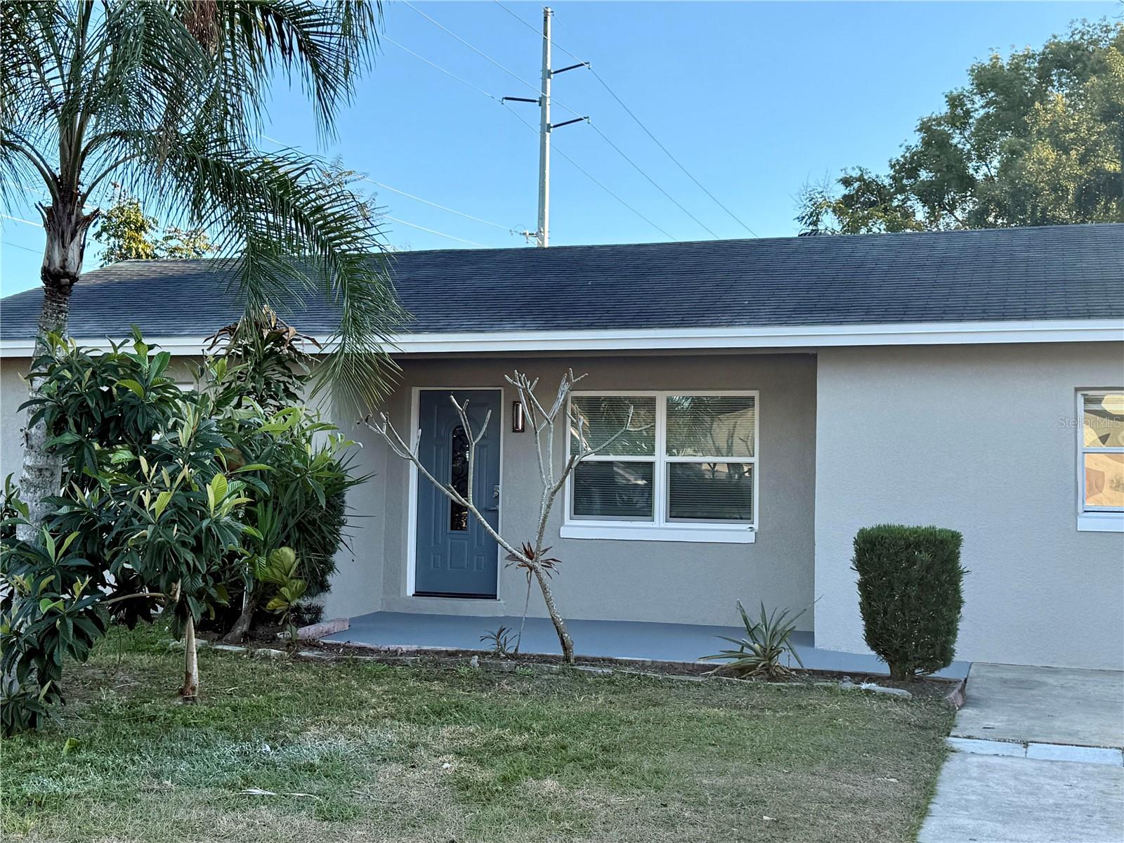 Image 4 of 31 For 459 Longwood Circle