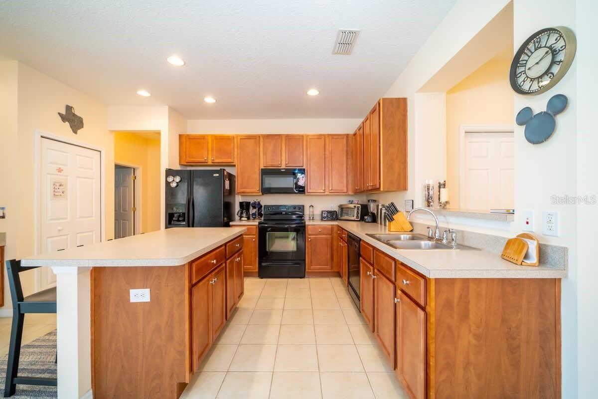 Image 10 of 40 For 950 Marcello Boulevard