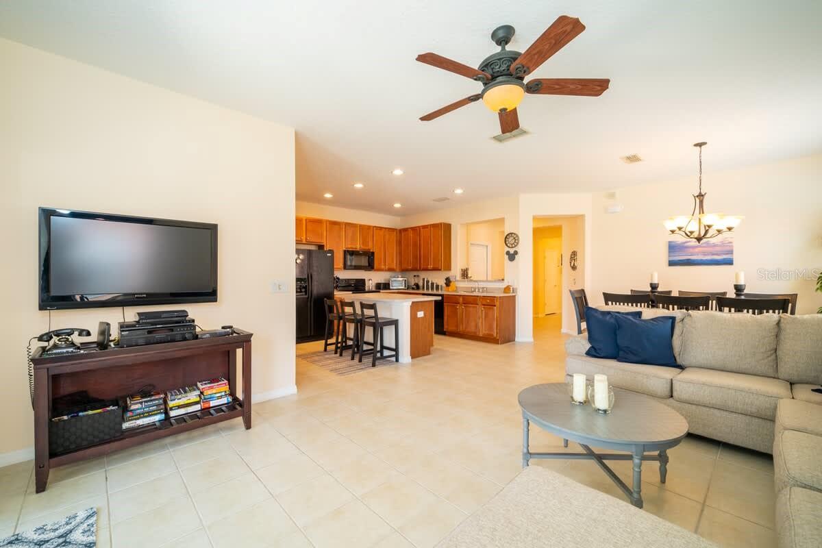 Image 4 of 40 For 950 Marcello Boulevard
