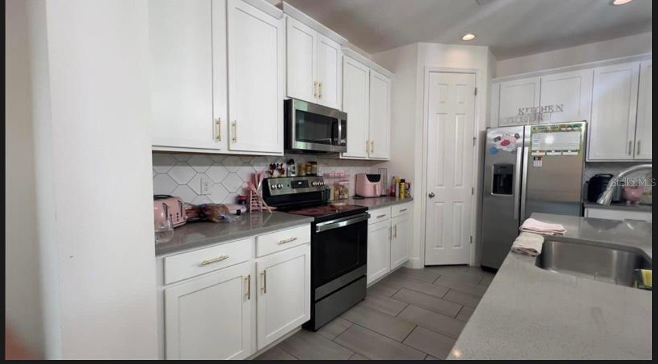 Image 10 of 26 For 5058 Down Court