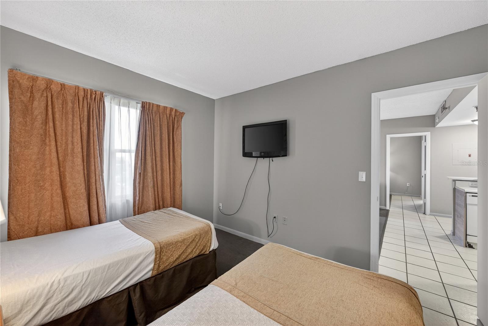 Image 21 of 37 For 6165 Carrier Dr  3803