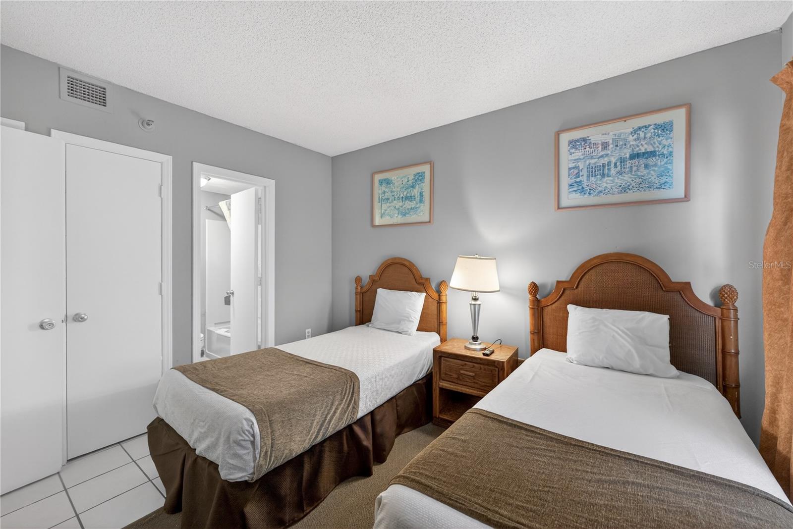 Image 22 of 37 For 6165 Carrier Dr  3803