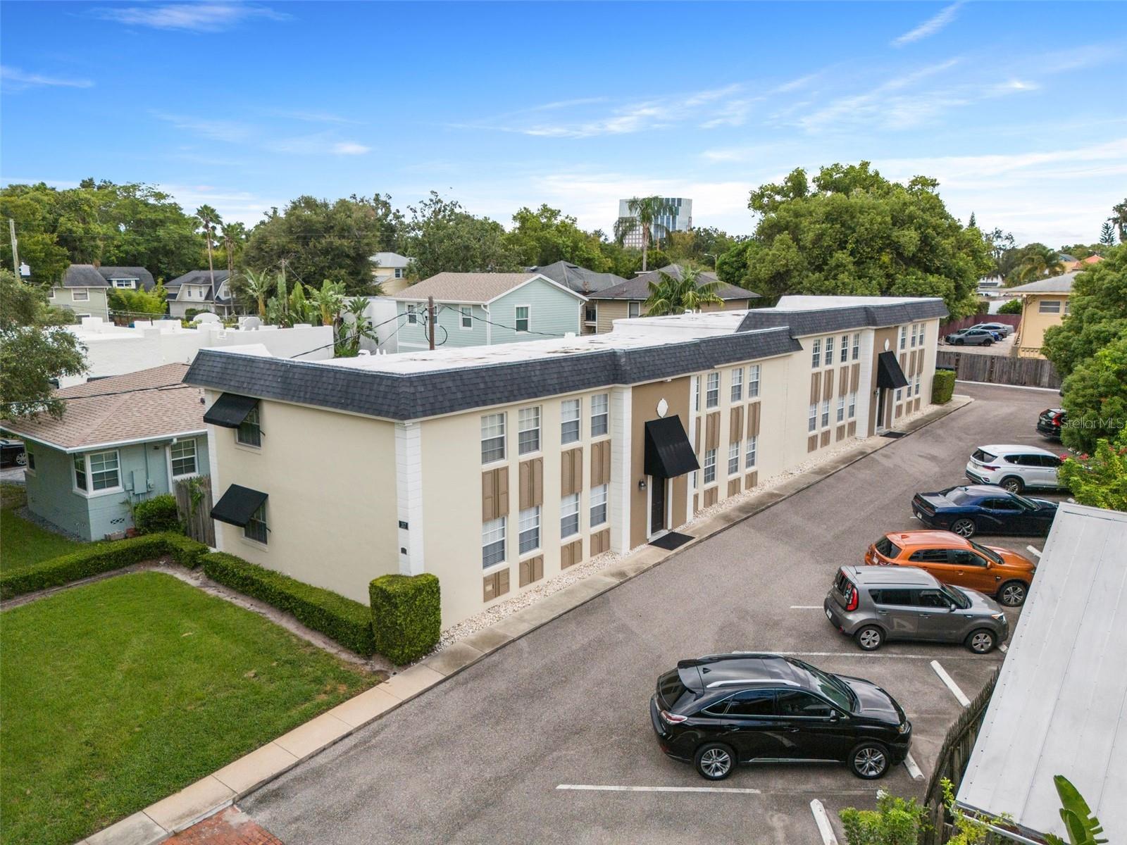 Image 15 of 19 For 317 Amelia Street 4