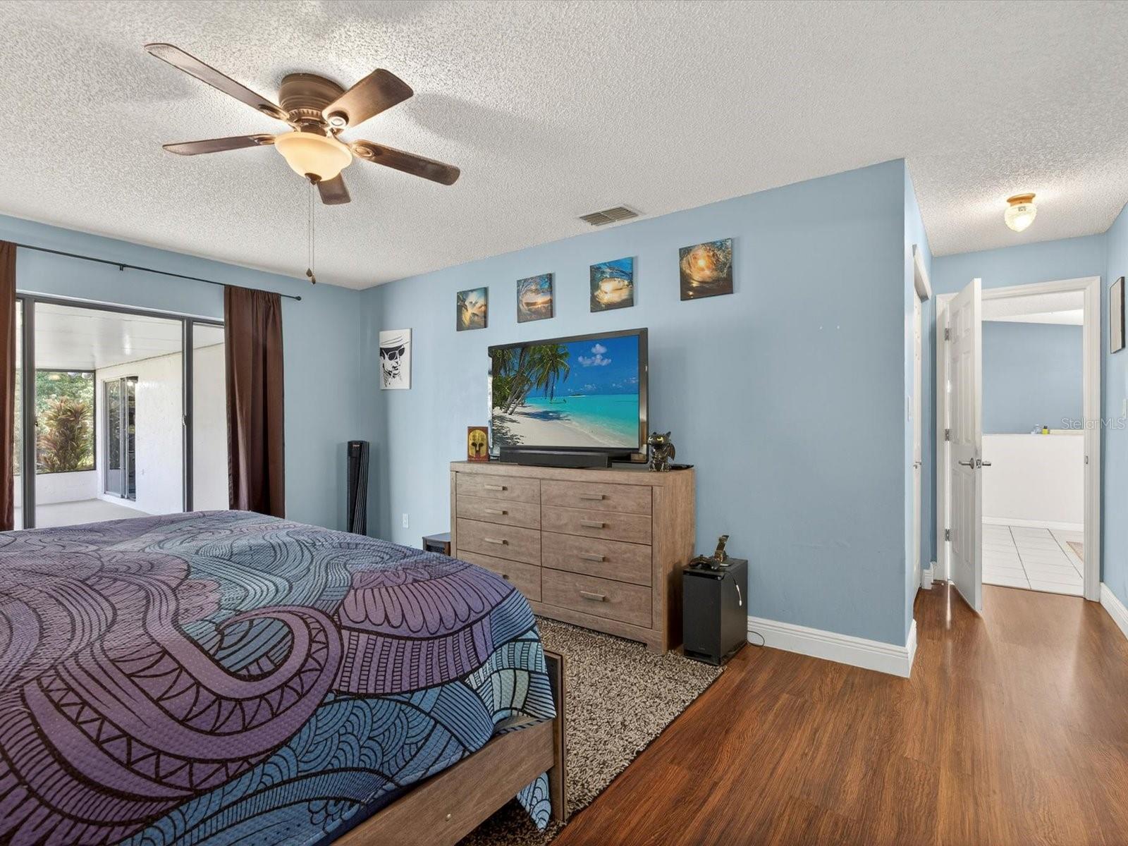 Image 14 of 29 For 11321 Scenic View Lane