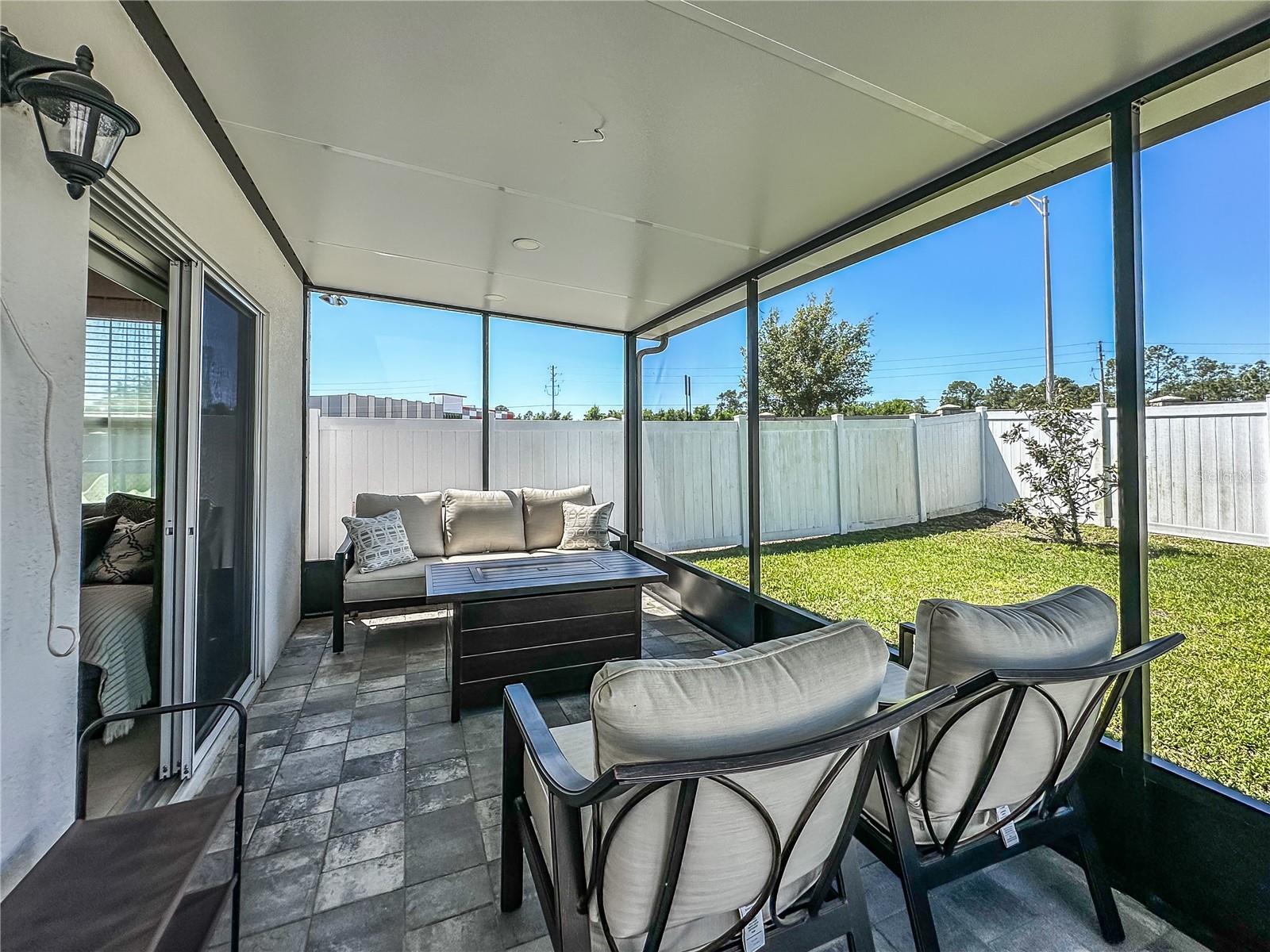 Image 35 of 54 For 810 Bocavista Court