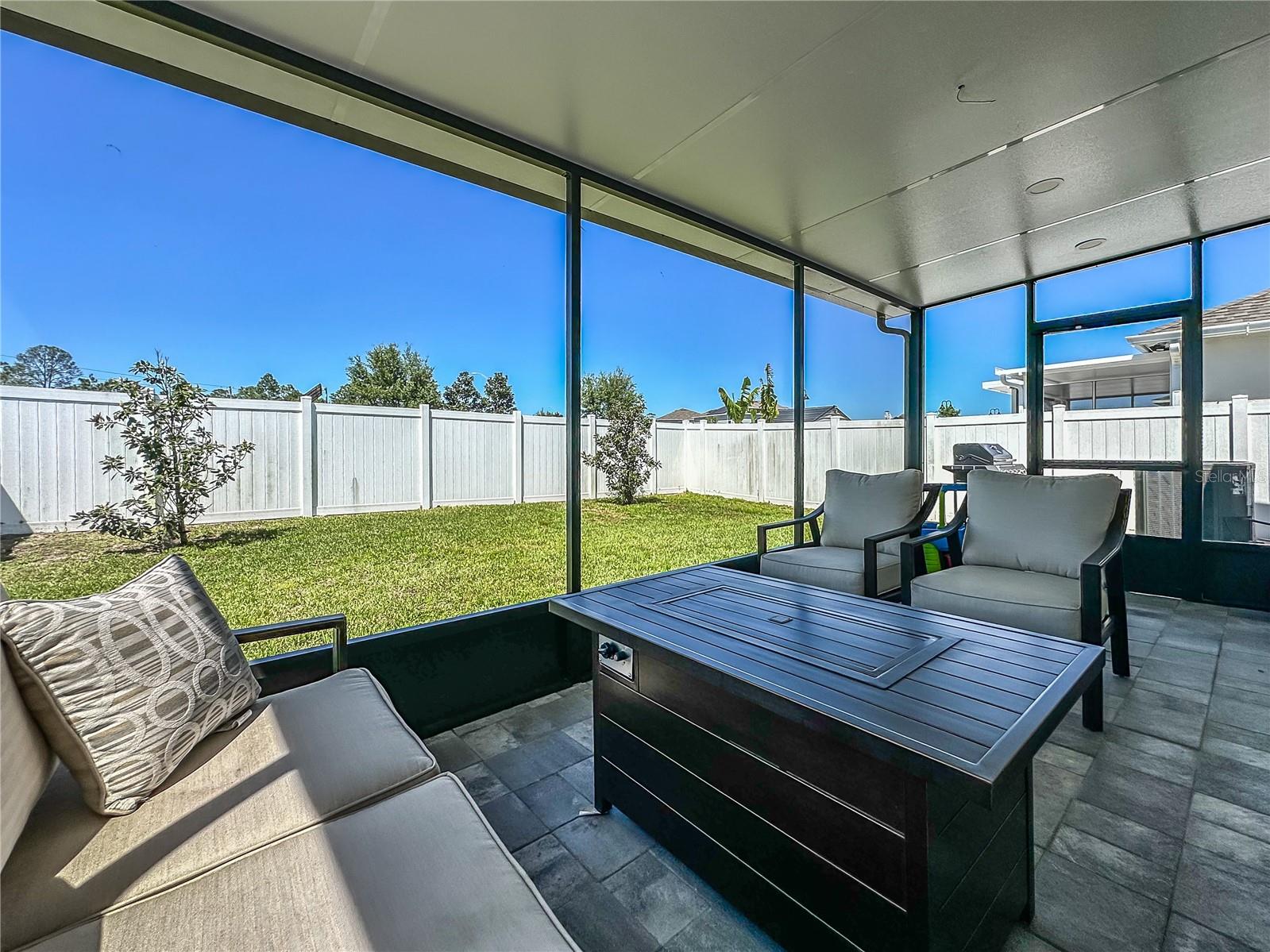 Image 36 of 54 For 810 Bocavista Court