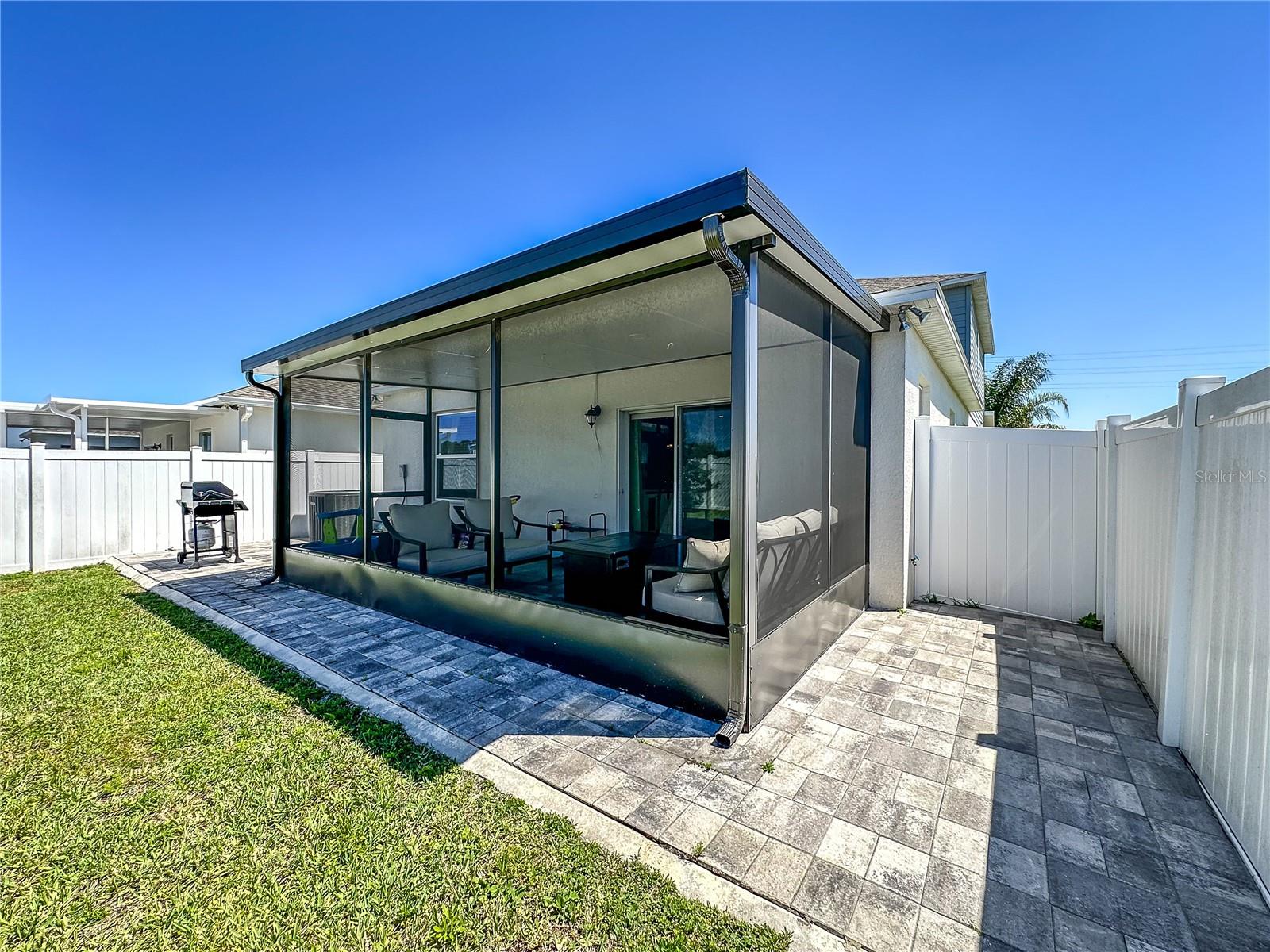 Image 38 of 54 For 810 Bocavista Court