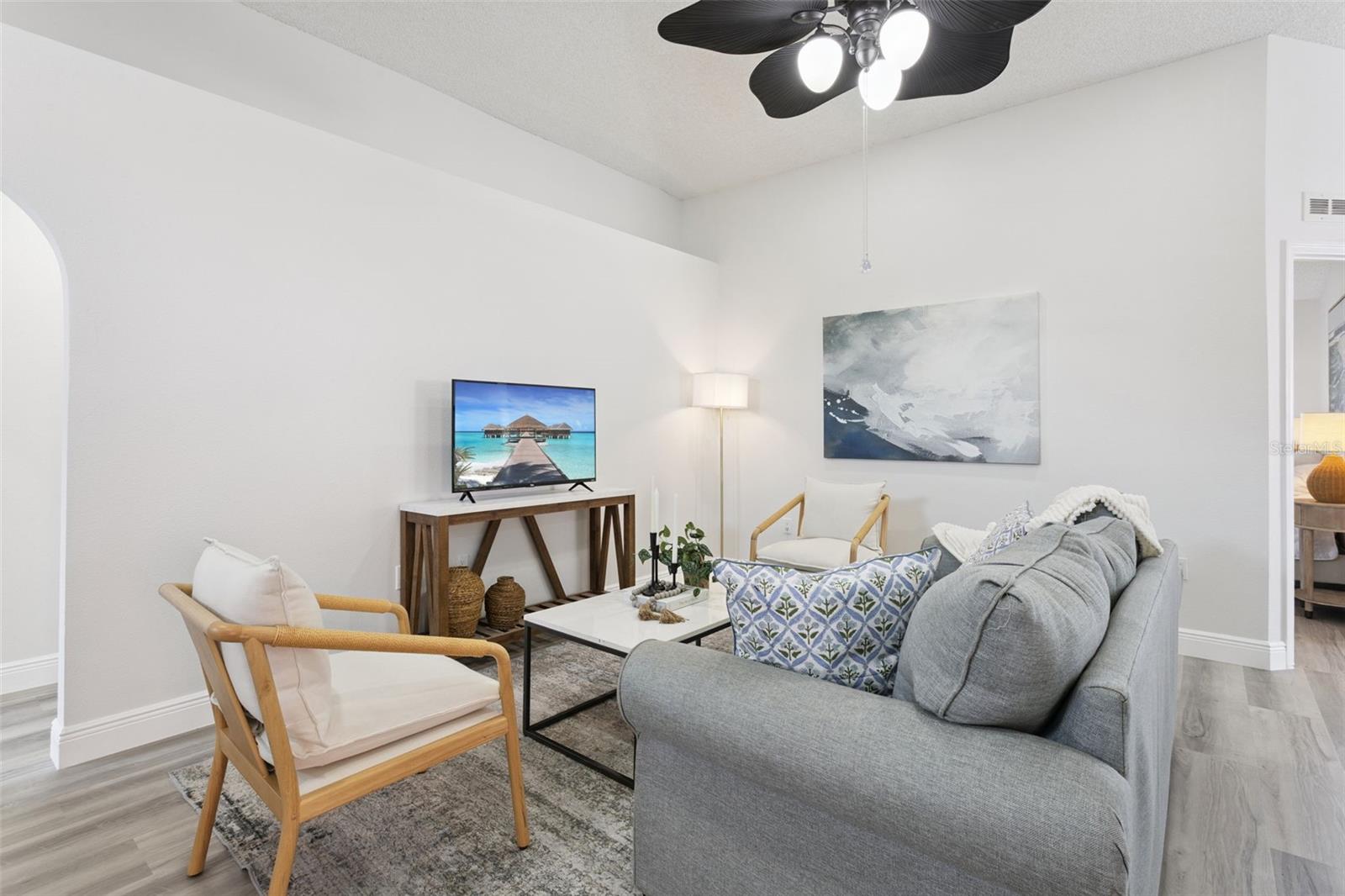 Image 5 of 45 For 453 Dominish Estates Drive