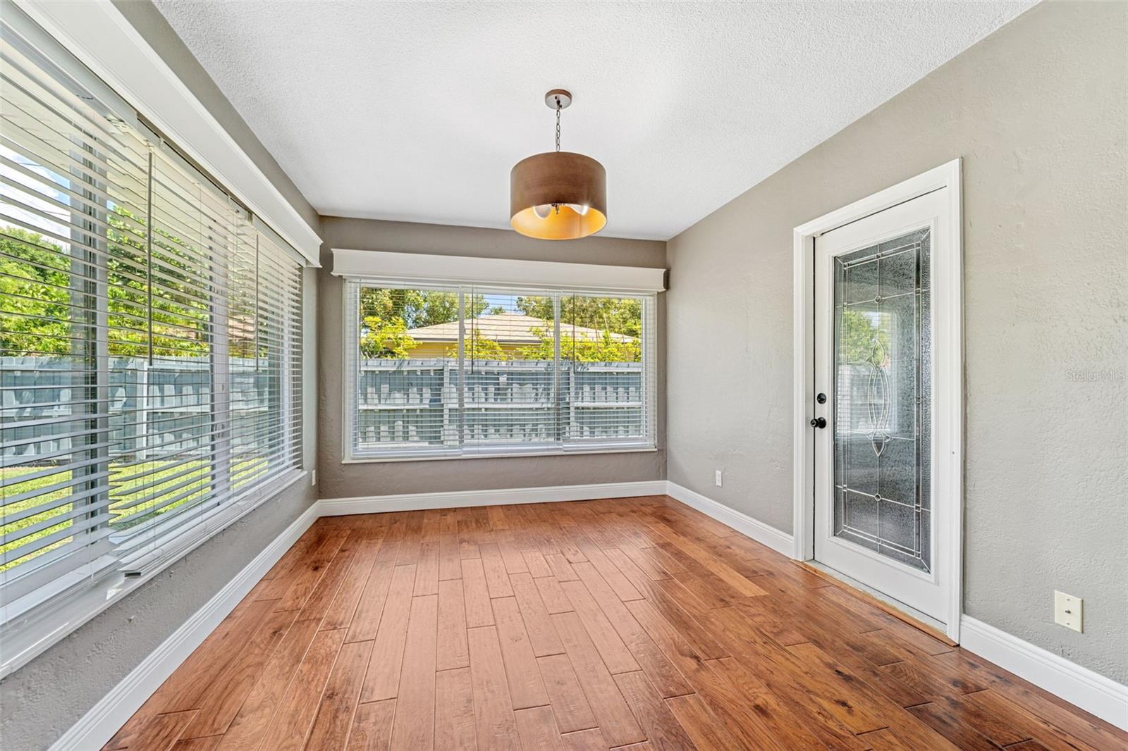 Image 10 of 26 For 1900 40th Street N