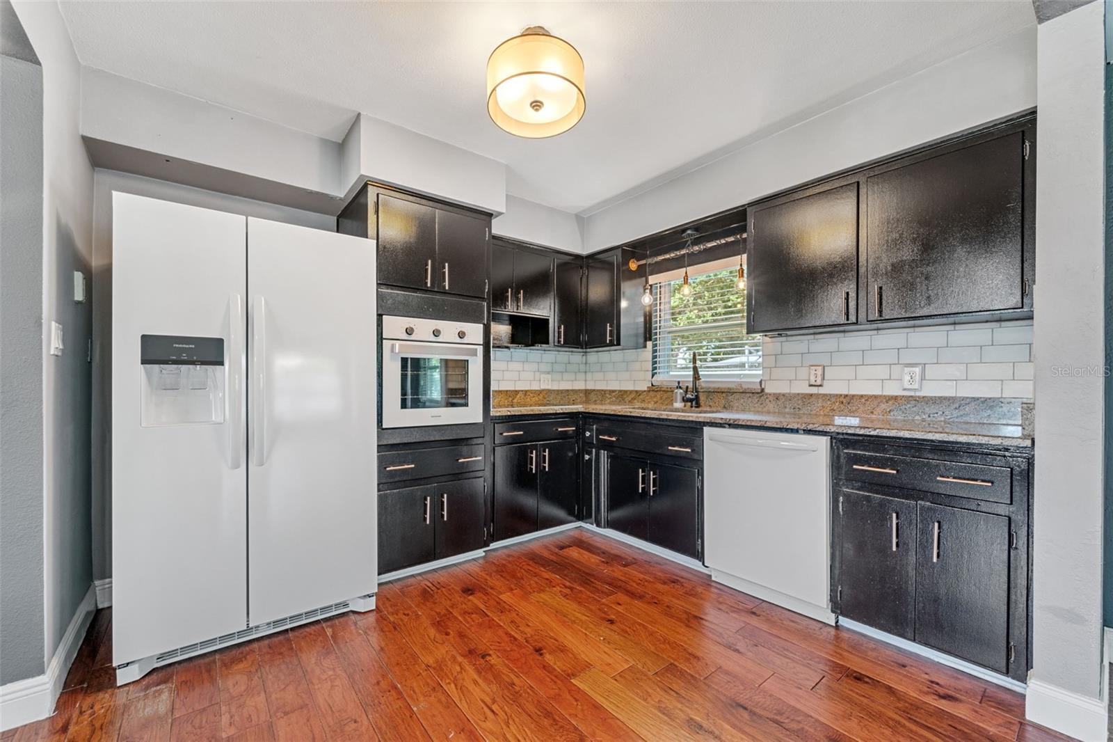 Image 5 of 26 For 1900 40th Street N